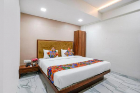 Glitz Hotels - Seven 7 Star